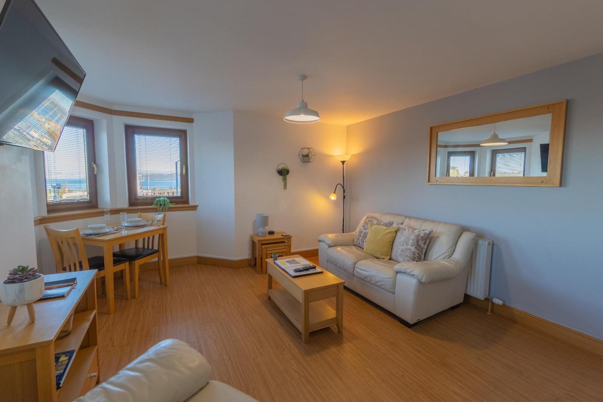 Quay Head View Aparthotel Stranraer Habitación foto